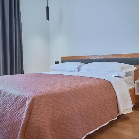 Kalpazo Inn Tirana Exteriér fotografie