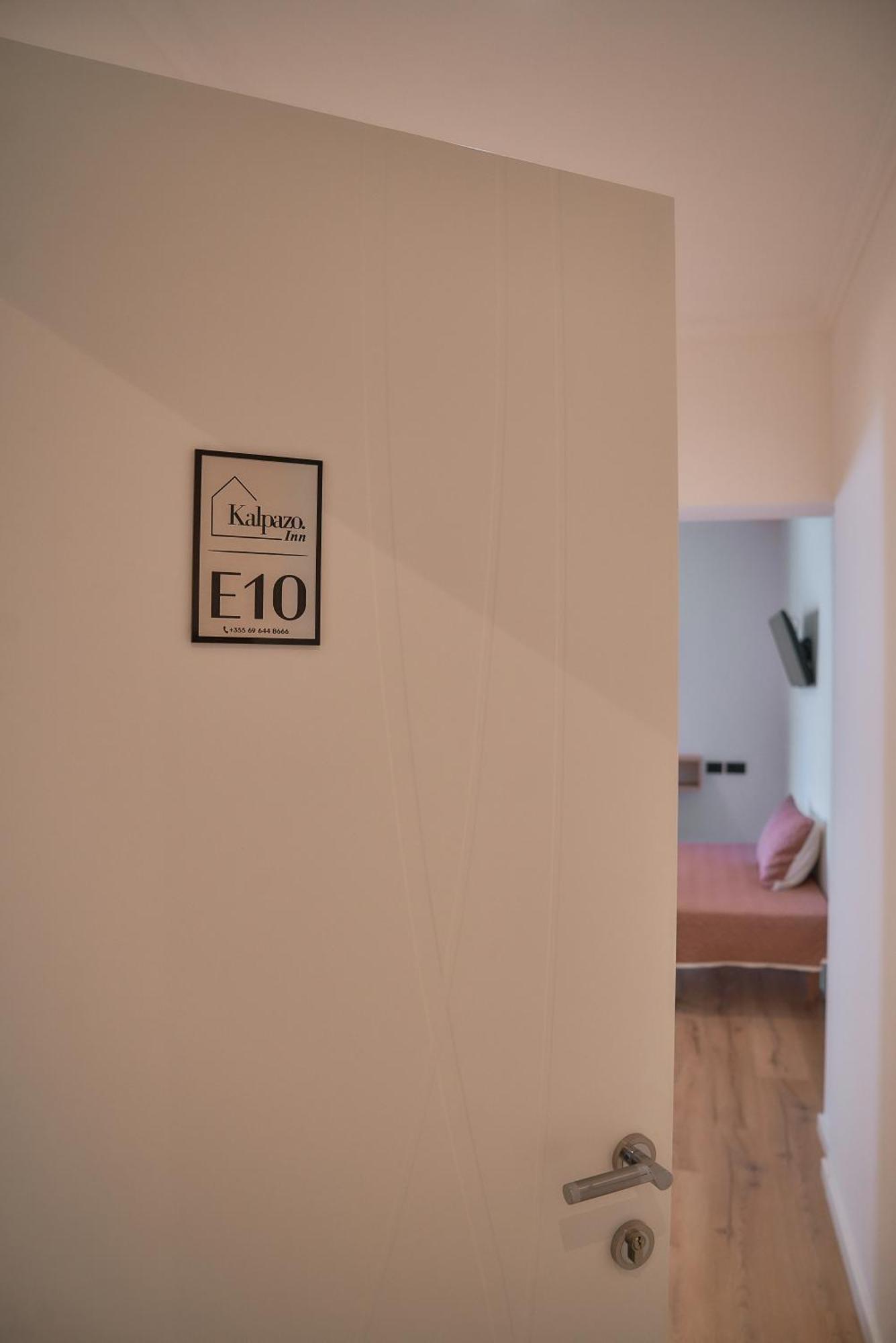 Kalpazo Inn Tirana Exteriér fotografie
