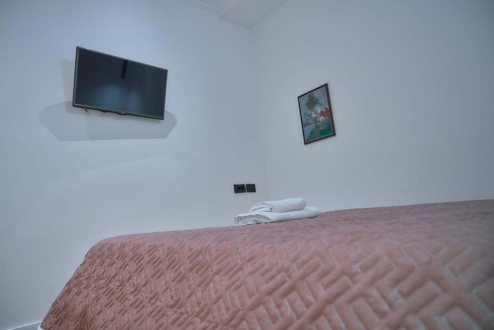 Kalpazo Inn Tirana Exteriér fotografie
